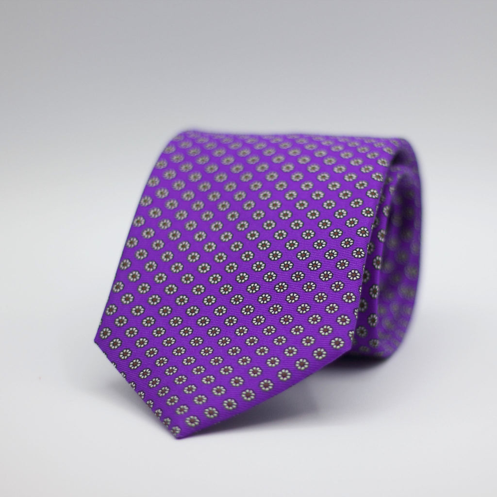 Holliday & Brown for Cruciani & Bella 100% printed Silk Self Tipped Purple with White and Red daisies tie Handmade in Italy 8 cm x 150 cm