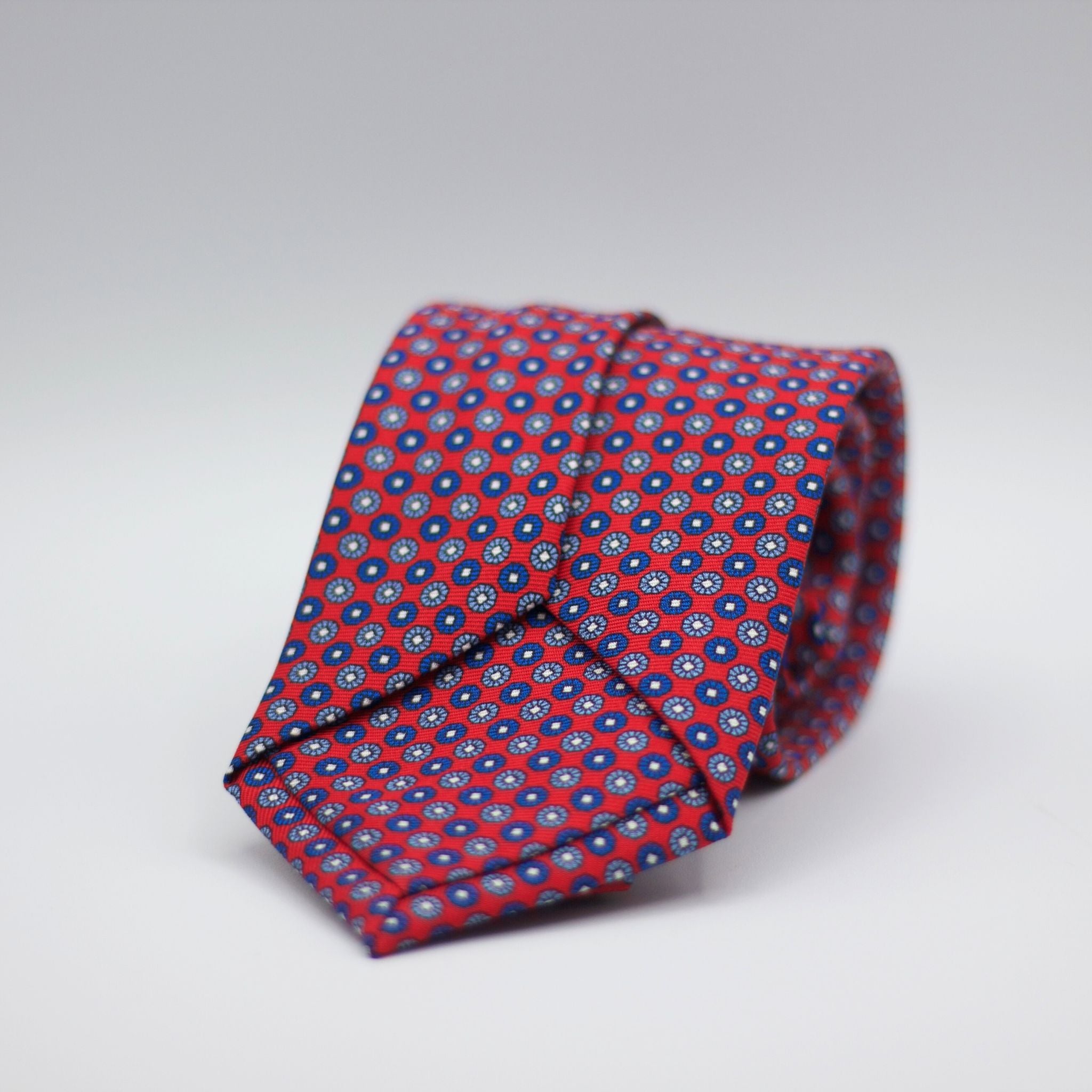 Holliday & Brown for Cruciani & Bella 100% printed Silk Self Tipped Red, with Blue and light Blue motif tieHandmade in Italy 8 cm x 150 cm