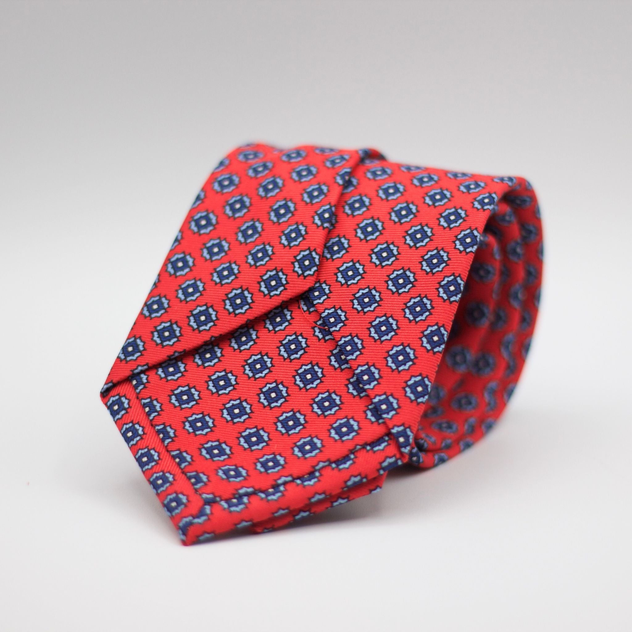 Holliday & Brown for Cruciani & Bella 100% printed Silk Self Tipped Red Cherry with Navy and Light Blue motif tie Handmade in Italy 8 cm x 150 cm