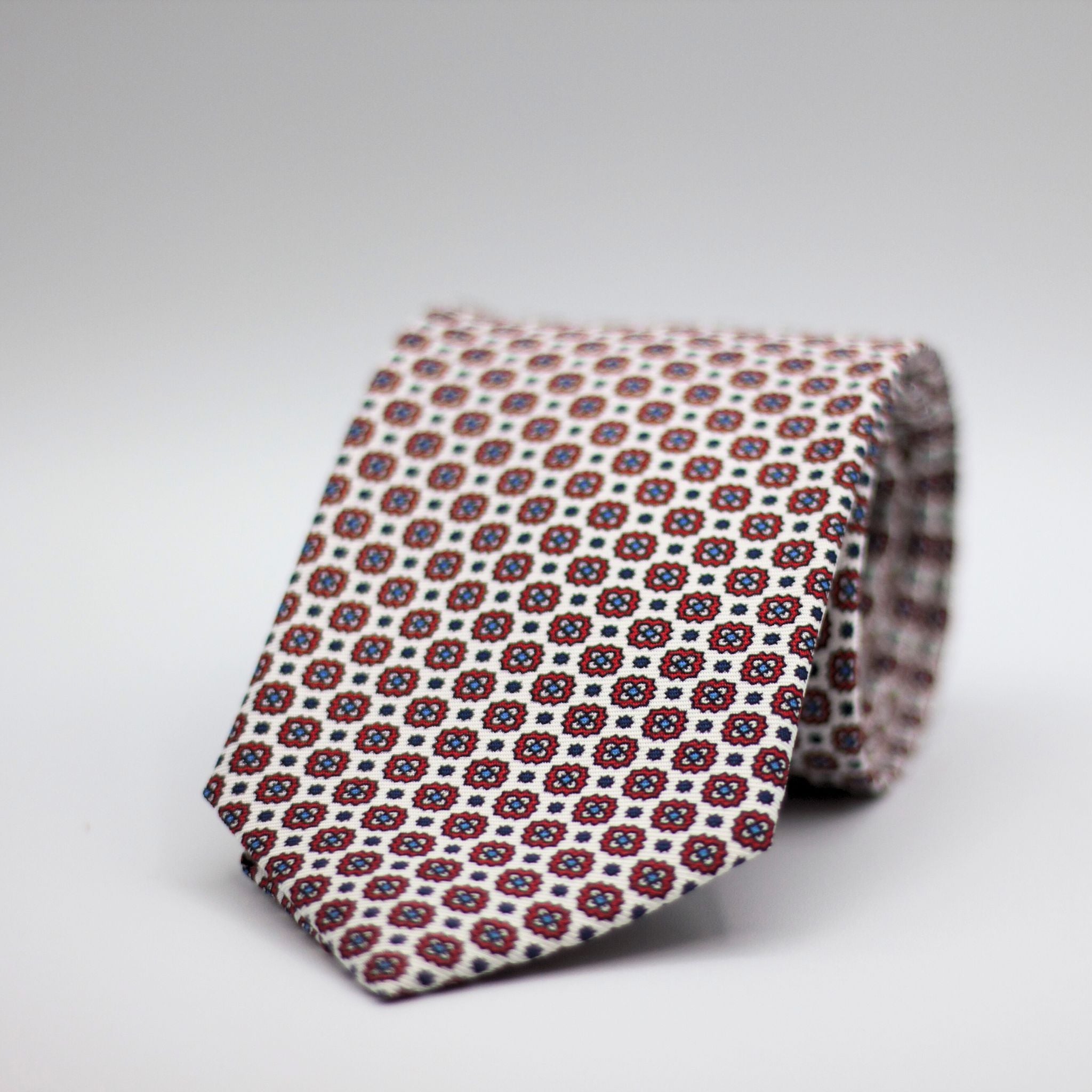 Holliday & Brown for Cruciani & Bella 100% printed Silk Self Tipped White, Red and Light Blue motif tie Handmade in Italy 8 cm x 150 cm