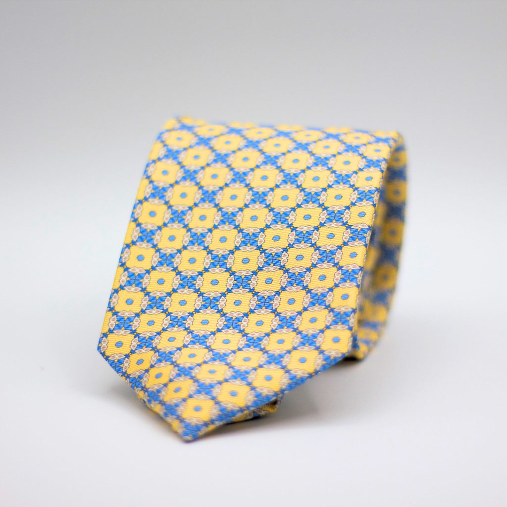 Holliday & Brown for Cruciani & Bella 100% printed Silk Self Tipped Yellow, White, Beige and Light Blue motif tie Handmade in Italy 8 cm x 150 cm