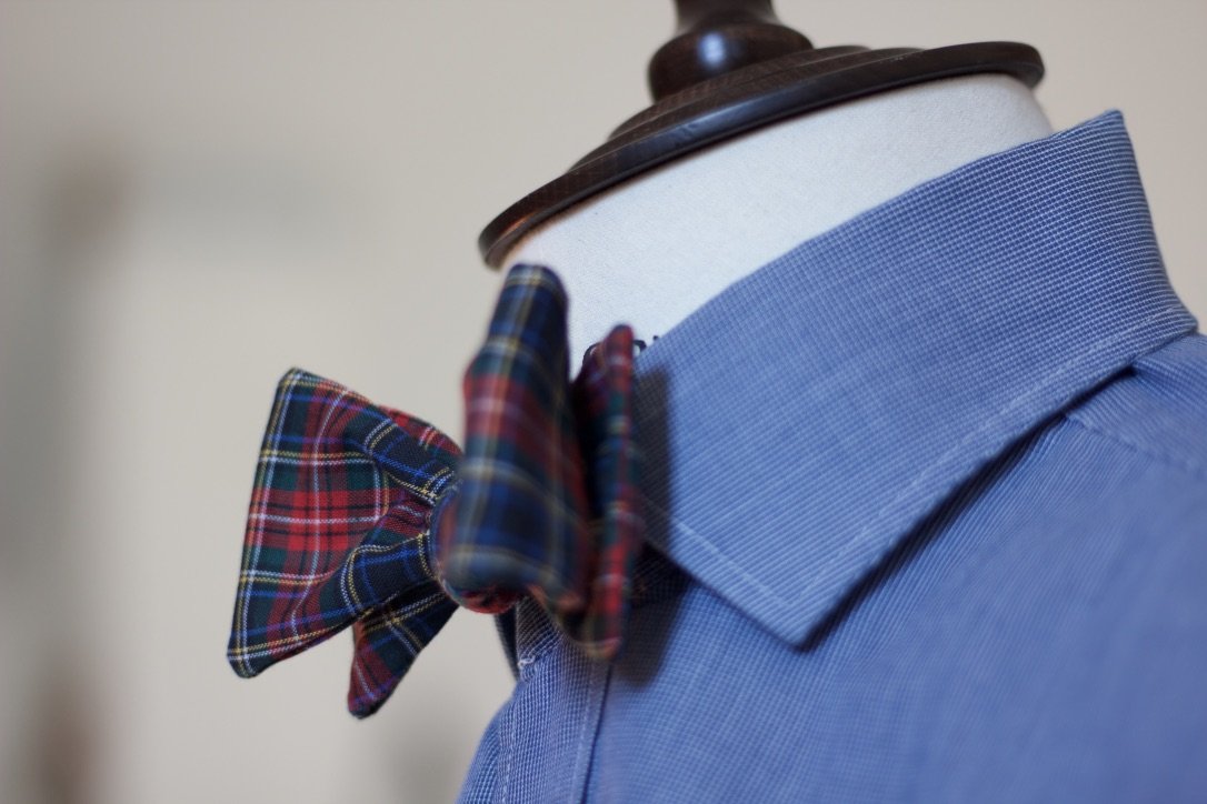 Noodles Bow Ties 100% Cotton  White, red, yellow, green, blue and black tartan Handcrafted in Italy coated metal hardware  olive green gabardine inside hand-stitched labels handmade boxes self-tie bow ties