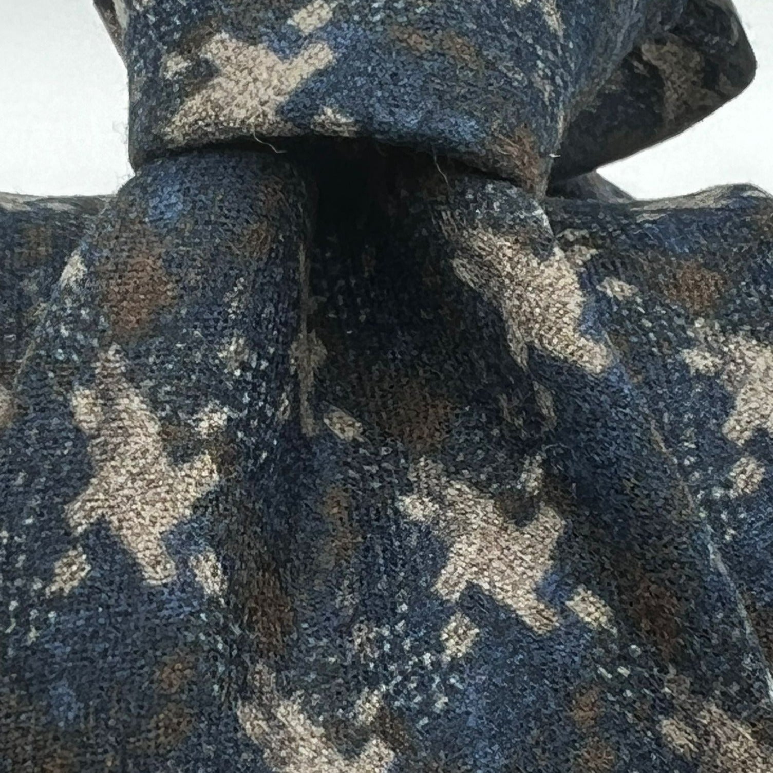 Drake's -  Wool - Blue, Light Grey and Brown Houndstooth Cheek Unlined Tie #6020