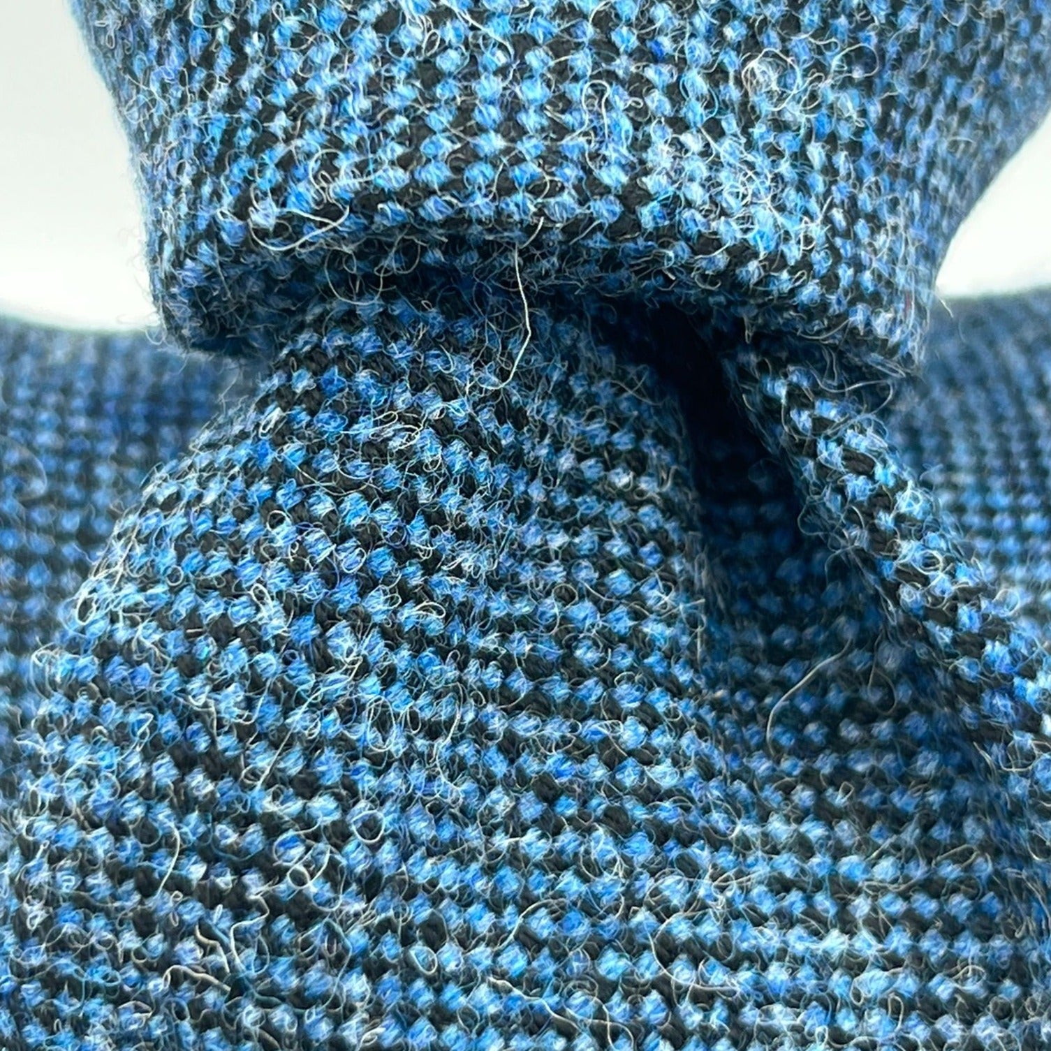 Drake's for Cruciani & Bella 100% Wool Unlined Light Blue Melange Tie Handmade in England 8 cm x 148 cm #0078