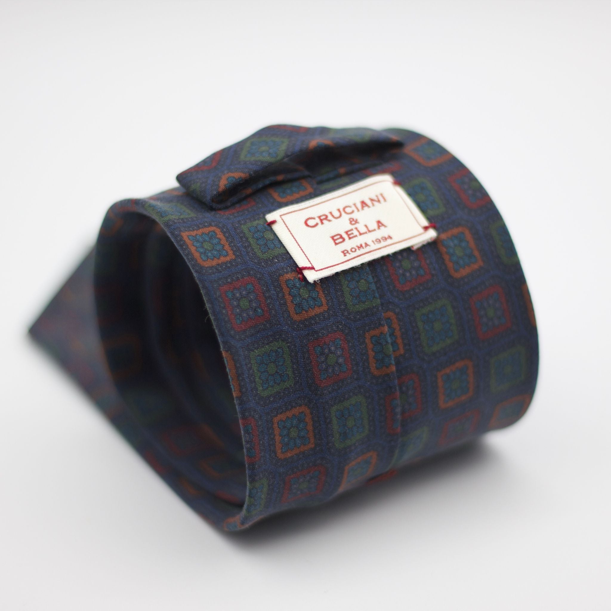 Cruciani & Bella  100% Printed Madder Silk  Italian fabric  Unlined tie Blue, Green, Red and Orange Motifs Handmade in Italy 8 cm x 150 cm #7246