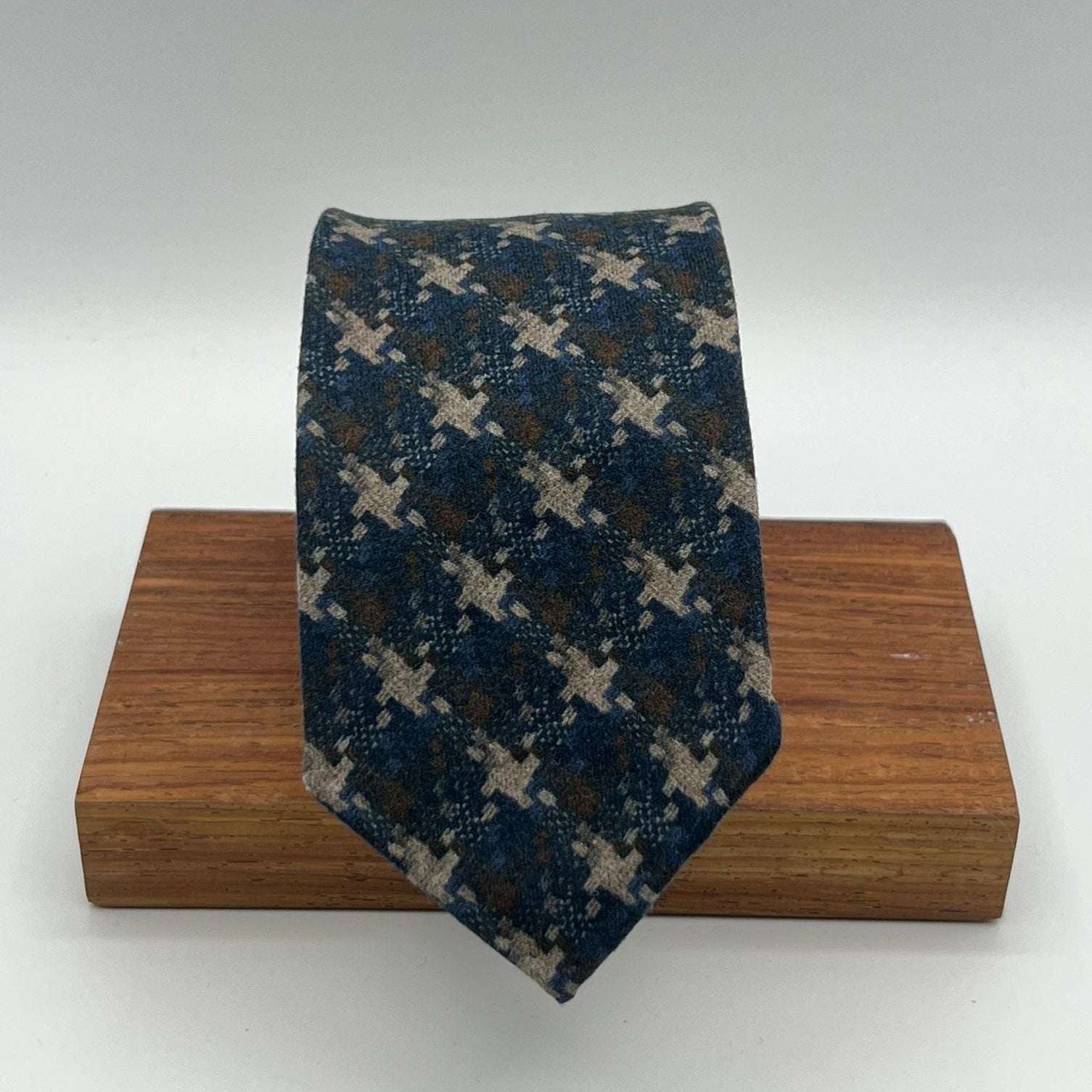 Drake's -  Wool - Blue, Light Grey and Brown Houndstooth Cheek Unlined Tie #6020