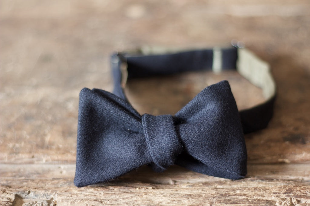 Noodles - Bow Ties - Wool  - Midnight blue
