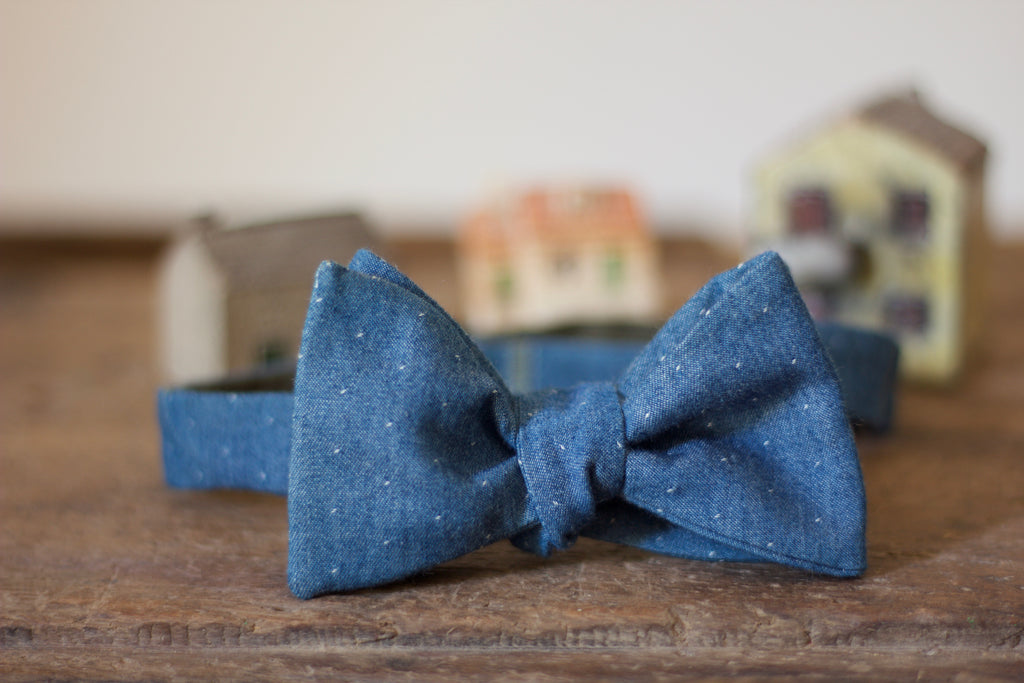 Noodles - Bow Ties - Cotton Denim - Light blue, white pin dots