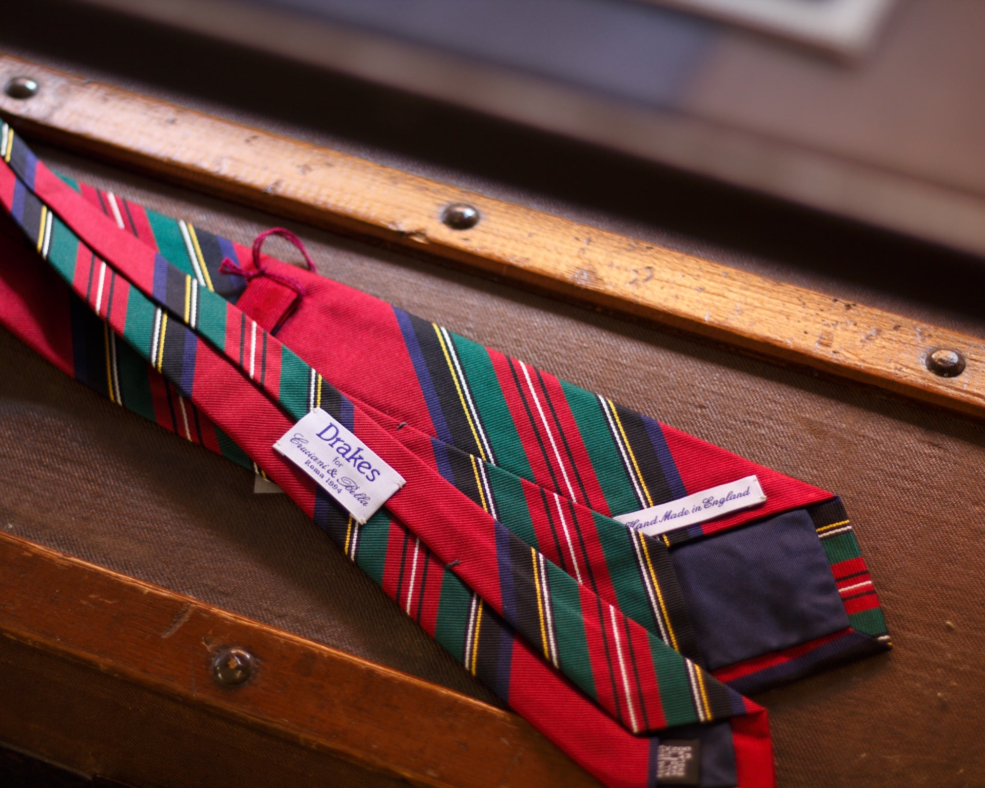 Drake's - Wowen  Silk  - Red , Blue, Green and White Stripes Motif Tie  #5326