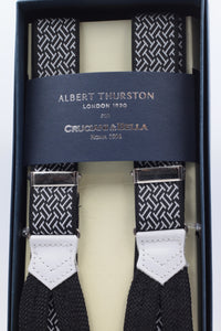 Albert Thurston for Cruciani & Bella Made in England Adjustable Sizing 25 mm elastic braces Navy blue, white motif Braid ends Y-Shaped Nickel Fittings Size: L