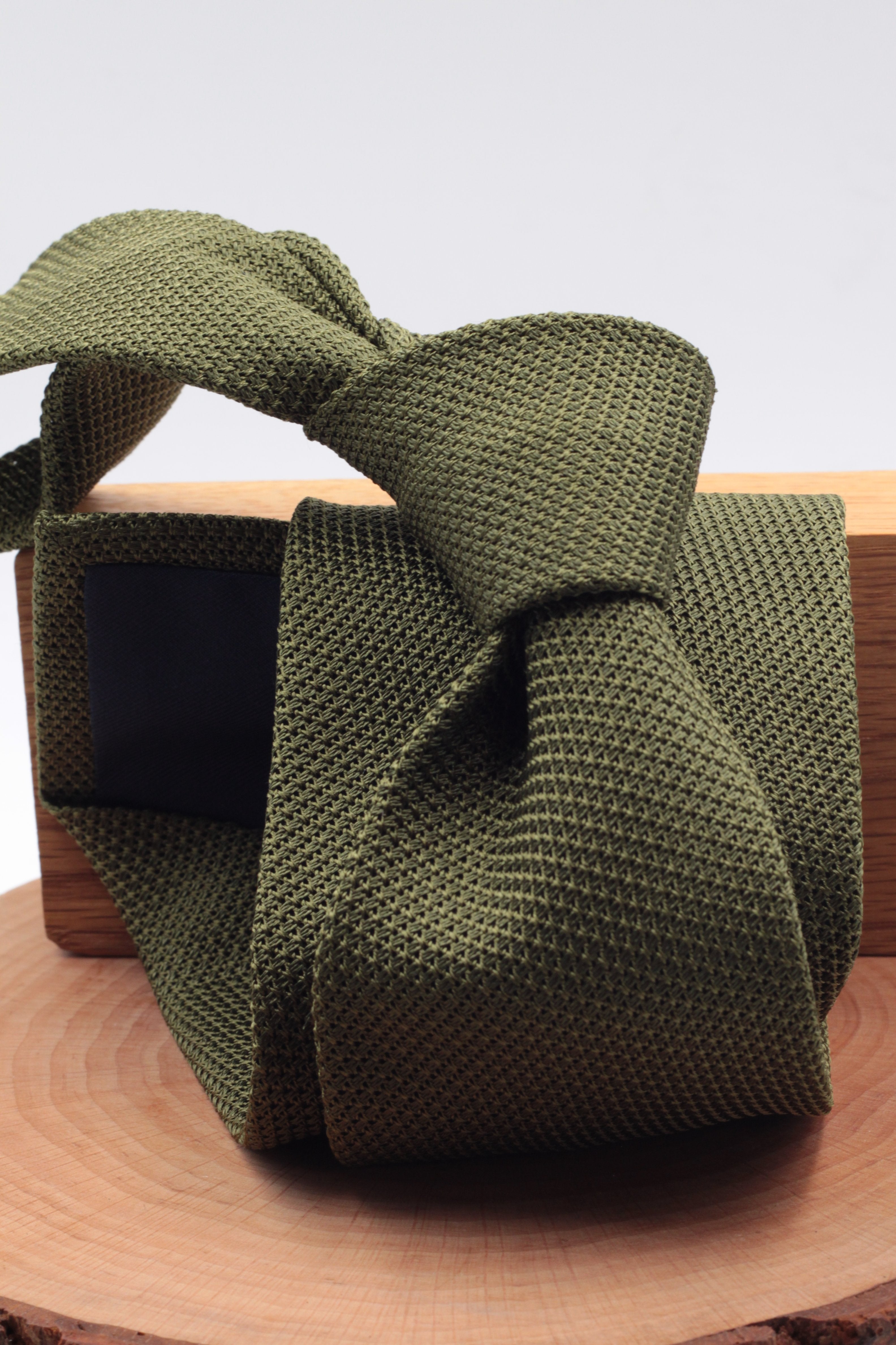 100% Silk Grenadine Garza Fina Woven in Italy Tipped Military green plain  tie Handmade in Italy 8 cm x 150 cm