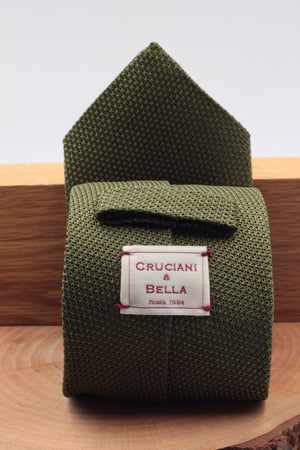 100% Silk Grenadine Garza Fina Woven in Italy Tipped Military green plain  tie Handmade in Italy 8 cm x 150 cm