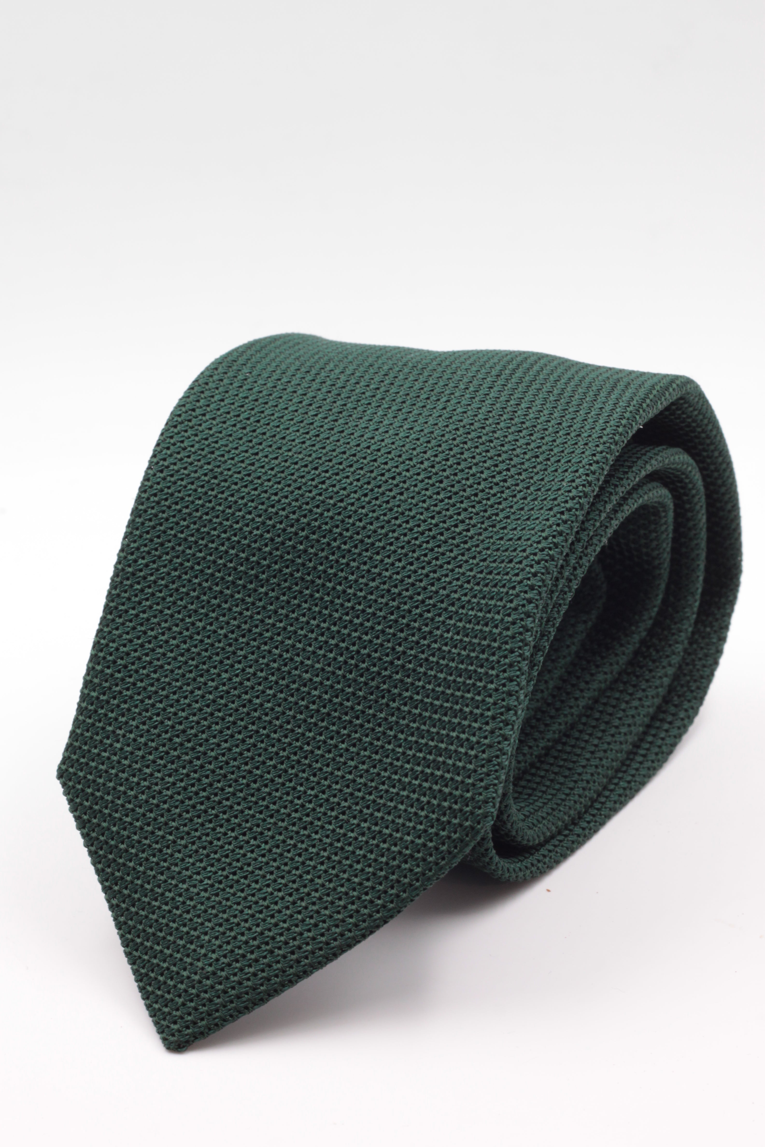 100% Silk Grenadine garza fina  Tipped Hand rolled blades Forrest green plain tie Handmade in Rome, Italy 8 cm x 150 cm