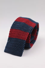 Cruciani & Bella 100% Knitted Silk Blue and Dark Red stripe tie Handmade in Italy 6 cm x 147 cm