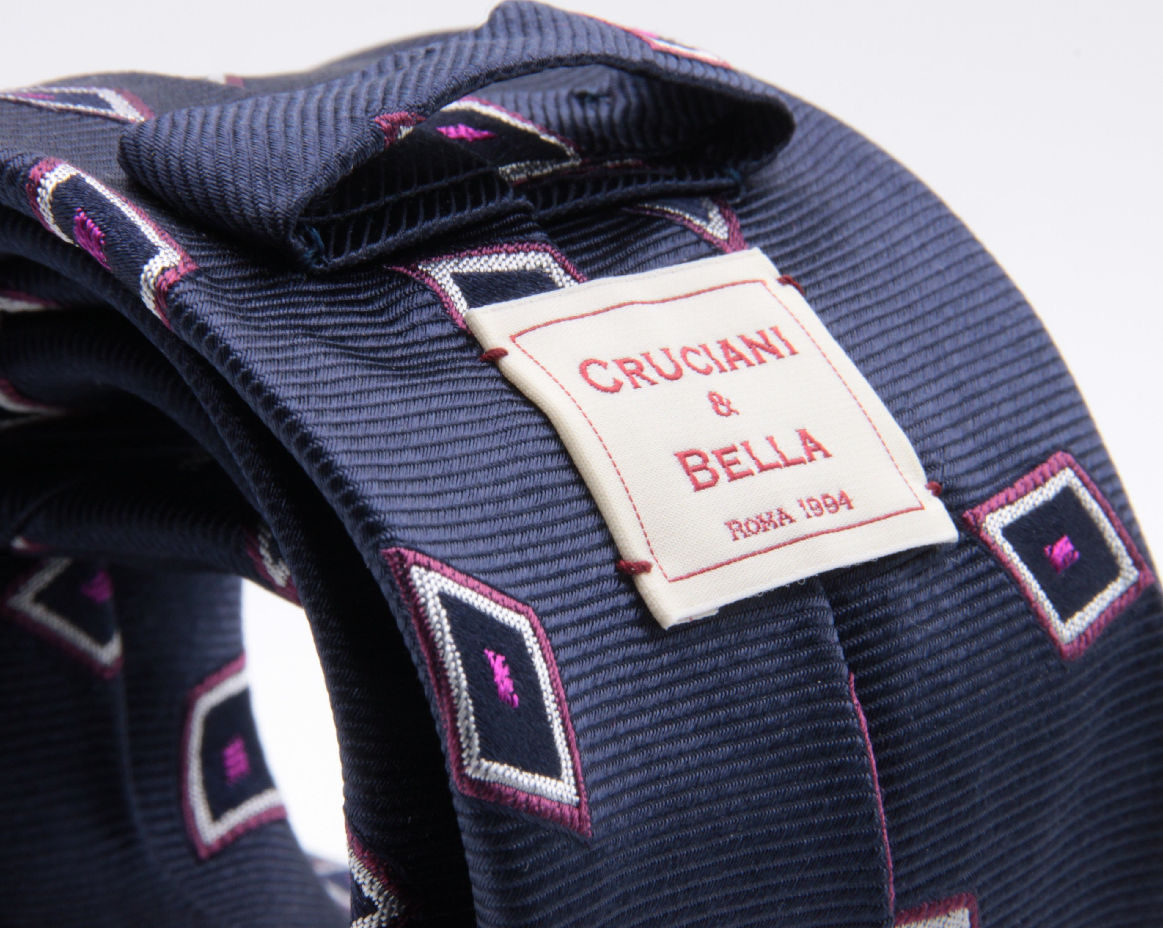 Cruciani & Bella 100% Silk Jacquard  Blue, Fuchsia and White Lozenge Tie Handmade in Italy 8 cm x 150 cm #4451