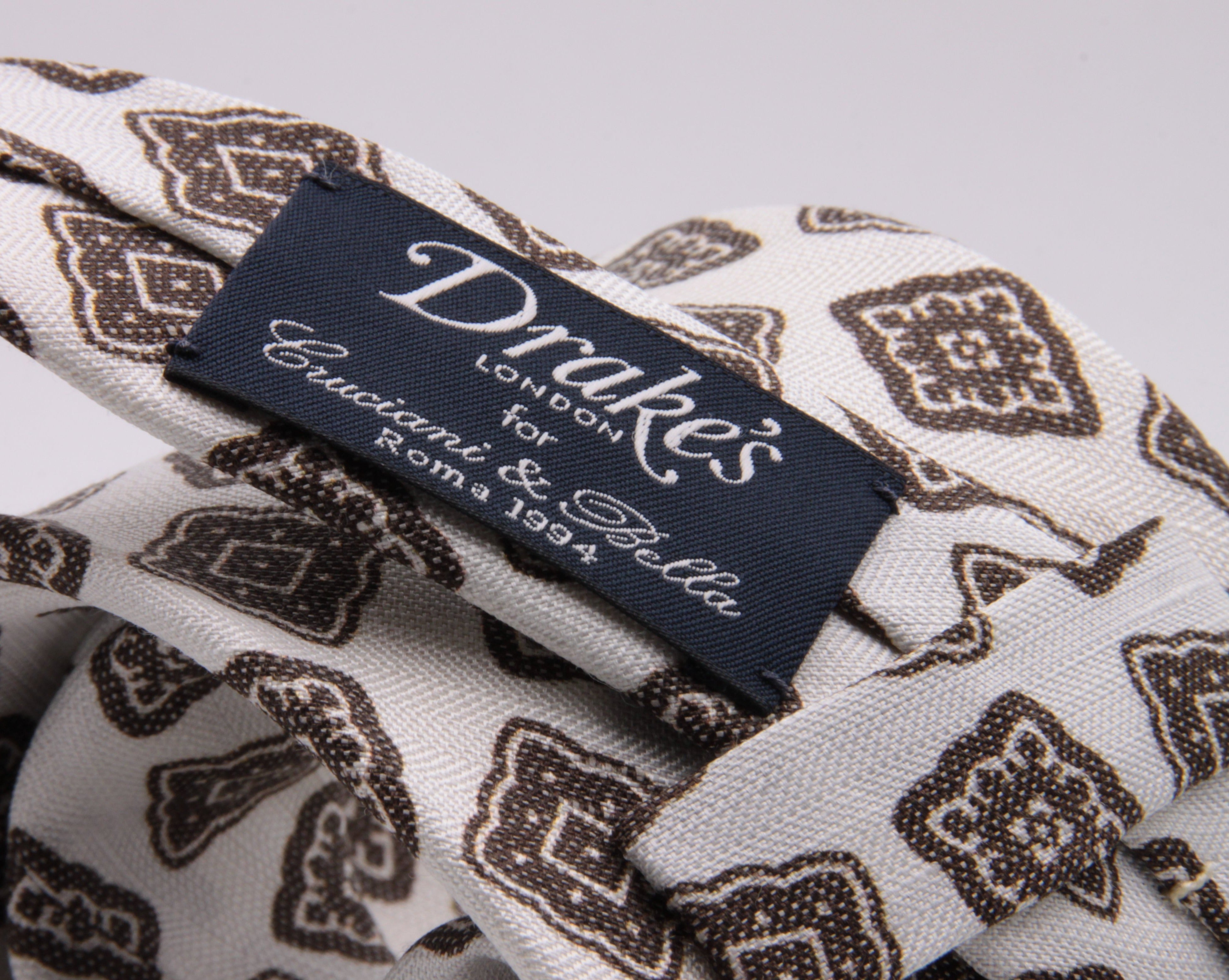 Drake's for Cruciani e Bella Printed 60% Silk 40% Linen Self-Tipped White and Brown Medallion Tie Handmade in London, England 8 cm x 149 cm #5425
