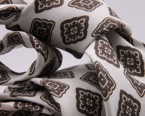 Drake's for Cruciani e Bella Printed 60% Silk 40% Linen Self-Tipped White and Brown Medallion Tie Handmade in London, England 8 cm x 149 cm #5425