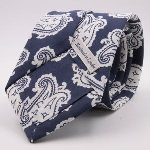 Drake's for Cruciani e Bella Printed 60% Silk 40% Cotton Self-Tipped Blue and White Paysley Motif Tie Handmade in London, England 8 cm x 149 cm #5420