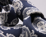 Drake's for Cruciani e Bella Printed 60% Silk 40% Cotton Self-Tipped Blue and White Paysley Motif Tie Handmade in London, England 8 cm x 149 cm #5420