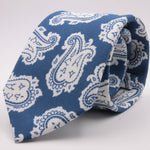 Drake's for Cruciani e Bella Printed 60% Silk 40% Cotton Self-Tipped Blue and White Paysley Motif Tie Handmade in London, England 8 cm x 149 cm #5420