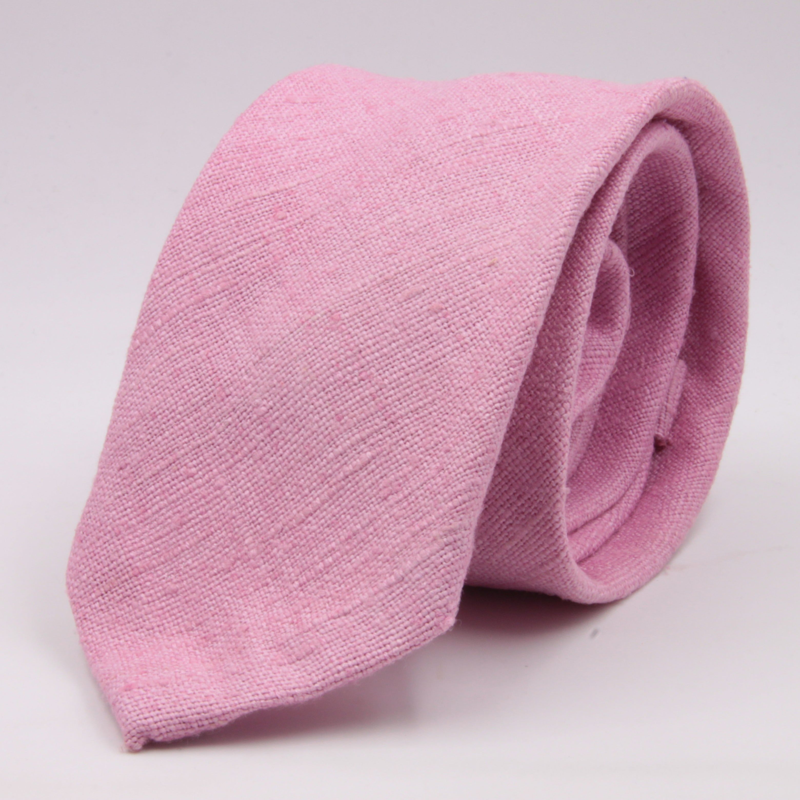 Drake's for Cruciani e Bella 100%  Tussah Silk Pink Unlined Tie Handmade in London, England 7 cm x 149 cm #5352