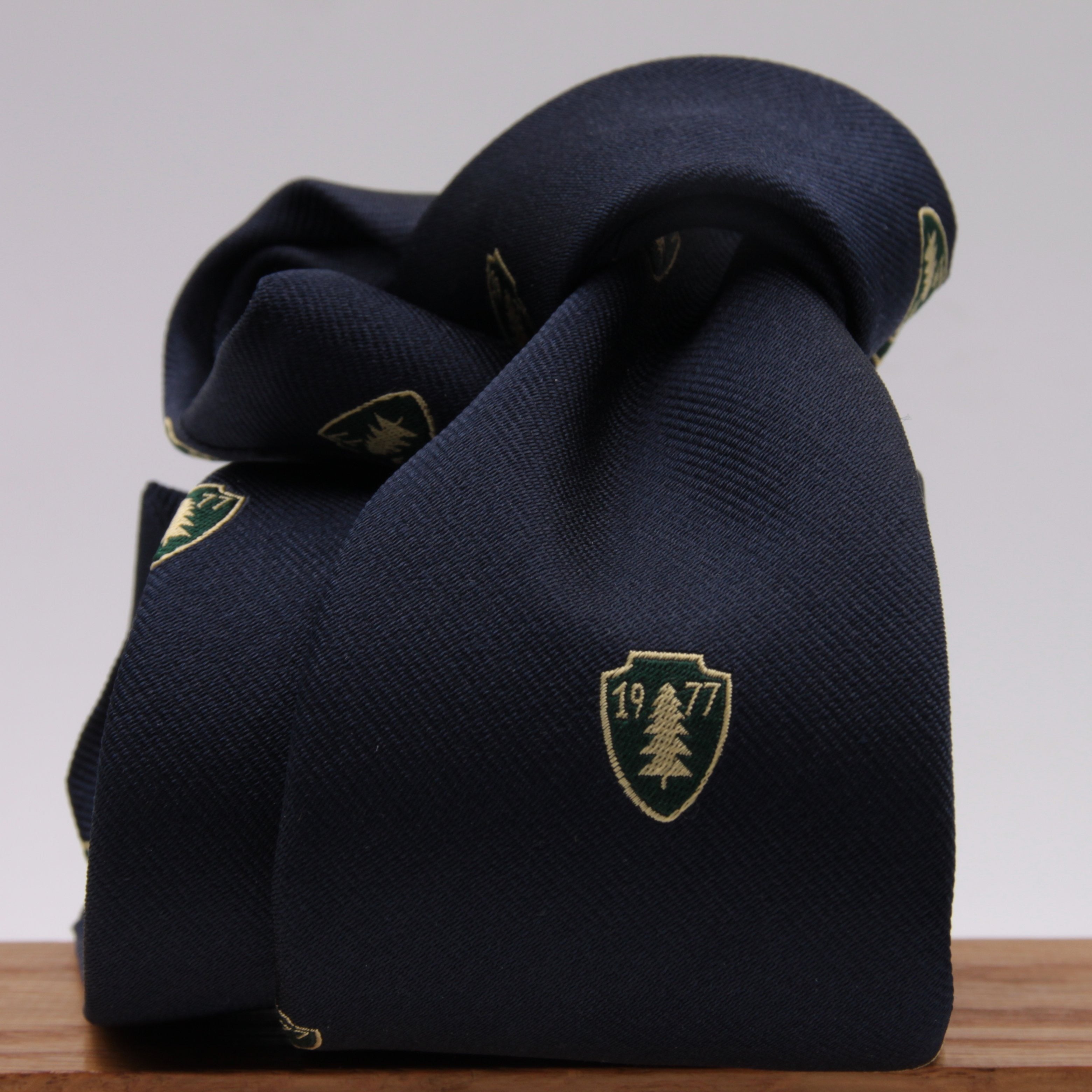 Drake's for Cruciani e Bella 100%  Woven Silk Tipped Blue, Green and Yellow Motif tie Handmade in London, England 8 cm x 150 cm #3652