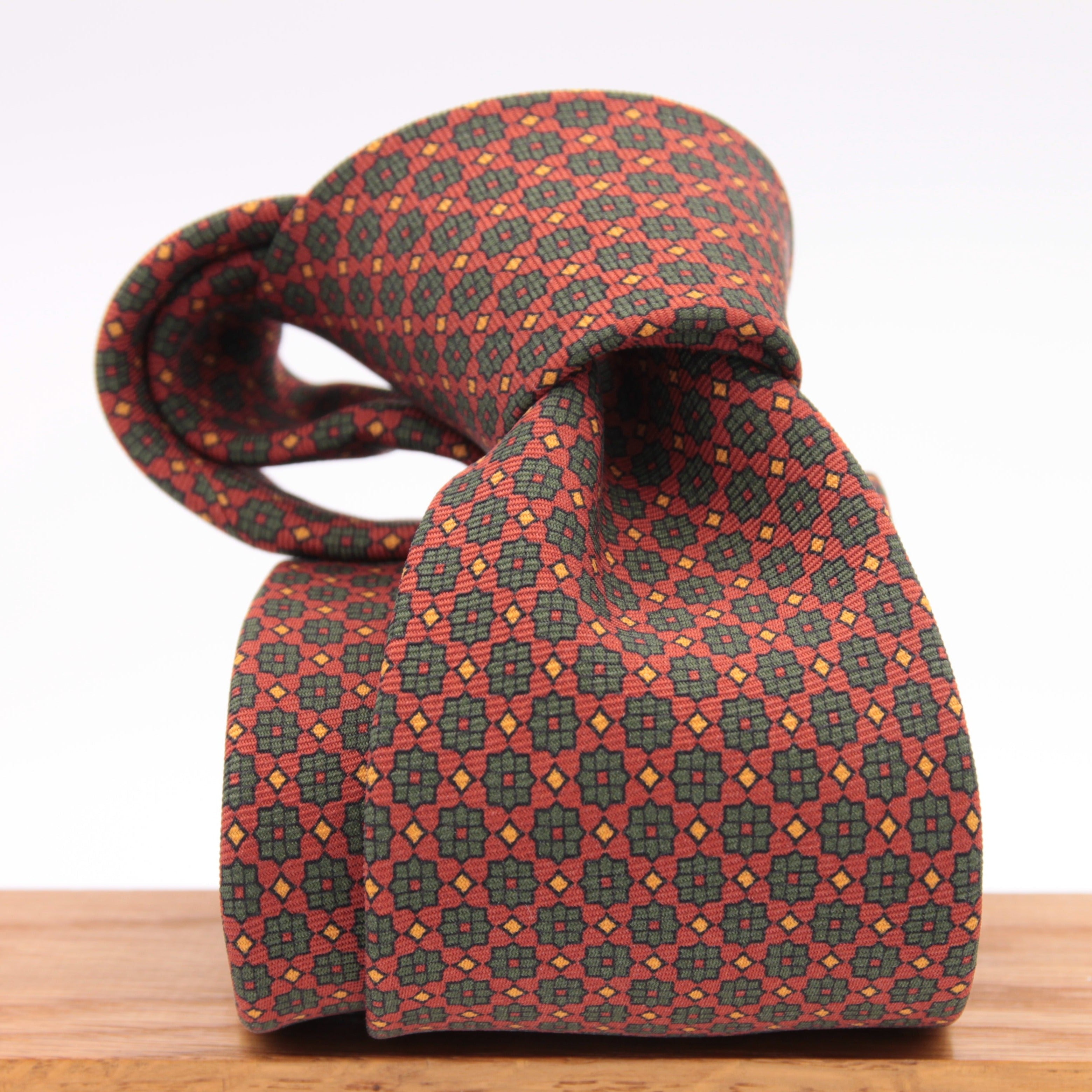 Holliday & Brown for Cruciani & Bella 100% printed Silk Self tipped Wine, Green and Yellow motif tie Handmade in Italy 8 cm x 150 cm 5042