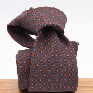 Holliday & Brown for Cruciani & Bella 100% printed Silk Self tipped Brown, Blue, Yellow and Red motif tie Handmade in Italy 8 cm x 150 cm 5036