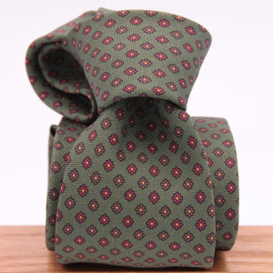Holliday & Brown for Cruciani & Bella 100% printed Silk Self tipped Green, Red and Brown motif tie Handmade in Italy 8 cm x 150 cm 5011