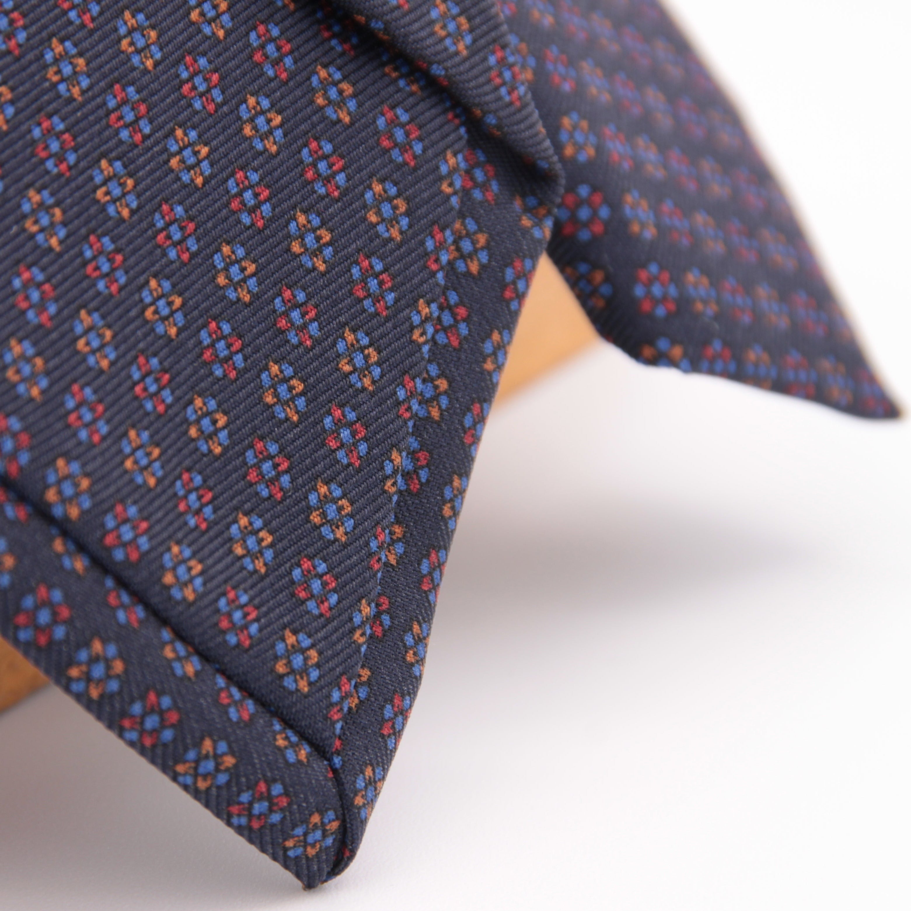 Holliday & Brown for Cruciani & Bella 100% printed Silk Self tipped Blue, Red and Yellow motif tie Handmade in Italy 8 cm x 150 cm #5017