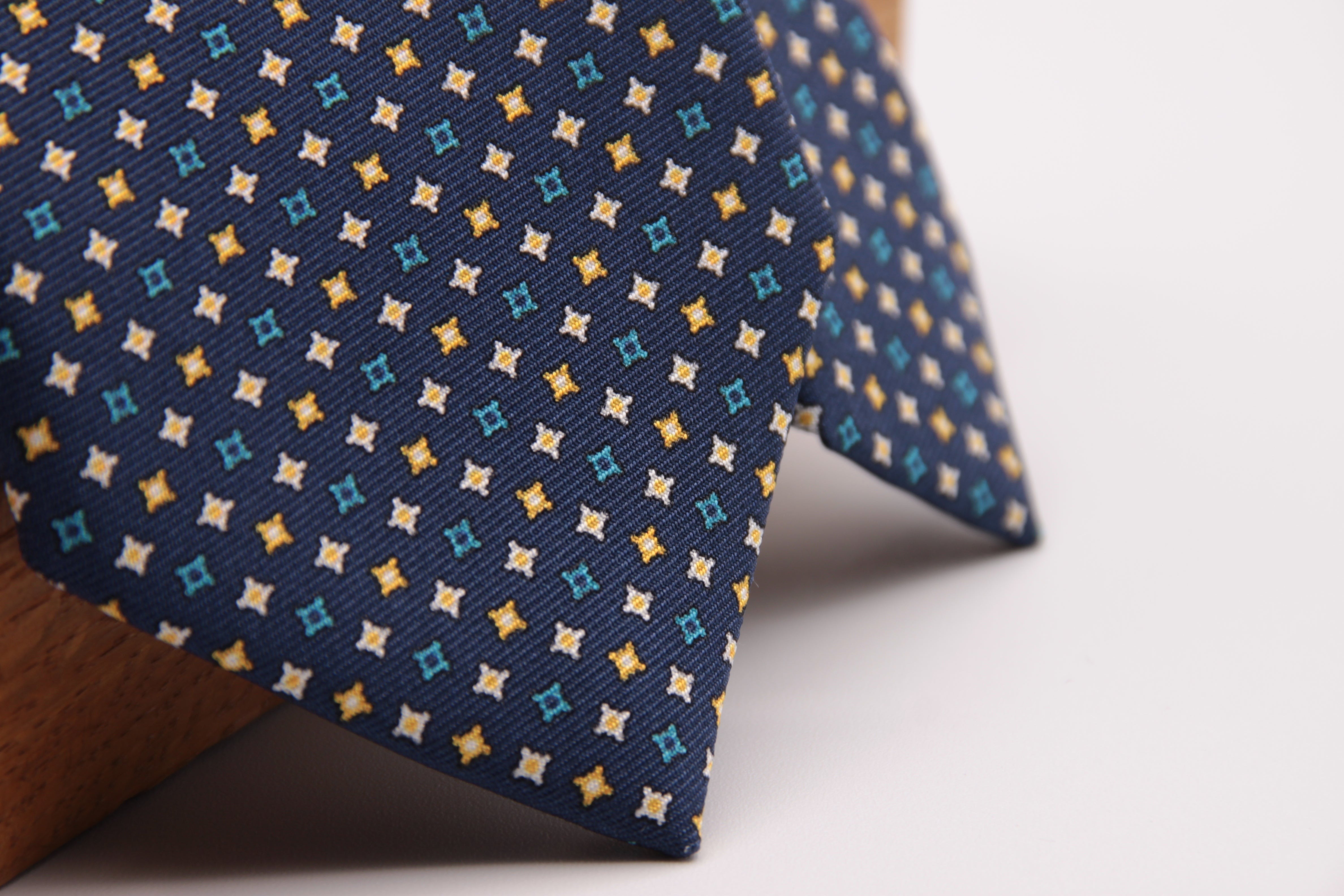 Holliday & Brown for Cruciani & Bella 100% printed Silk Self tipped Blue, Yellow and Torquoise motif tie Handmade in Italy 8 cm x 150 cm #6284