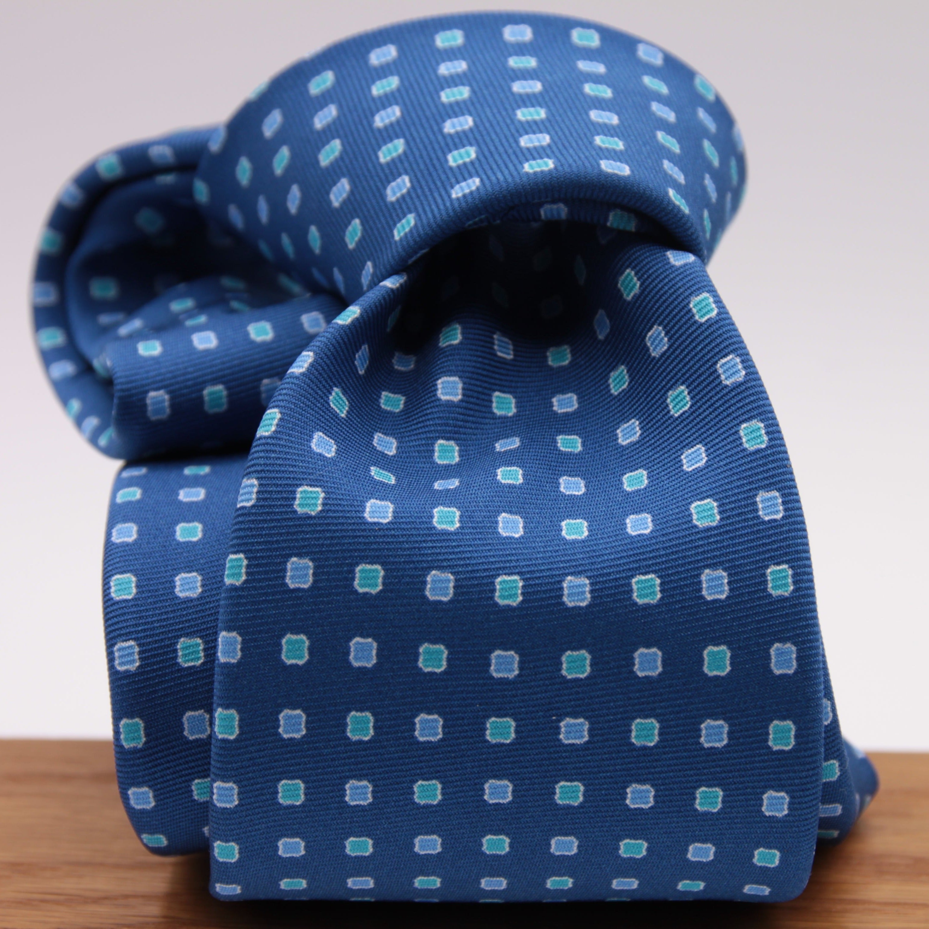 Holliday & Brown for Cruciani & Bella 100% printed Silk Self tipped Blue and Light Green motif tie Handmade in Italy 8 cm x 150 cm #6316