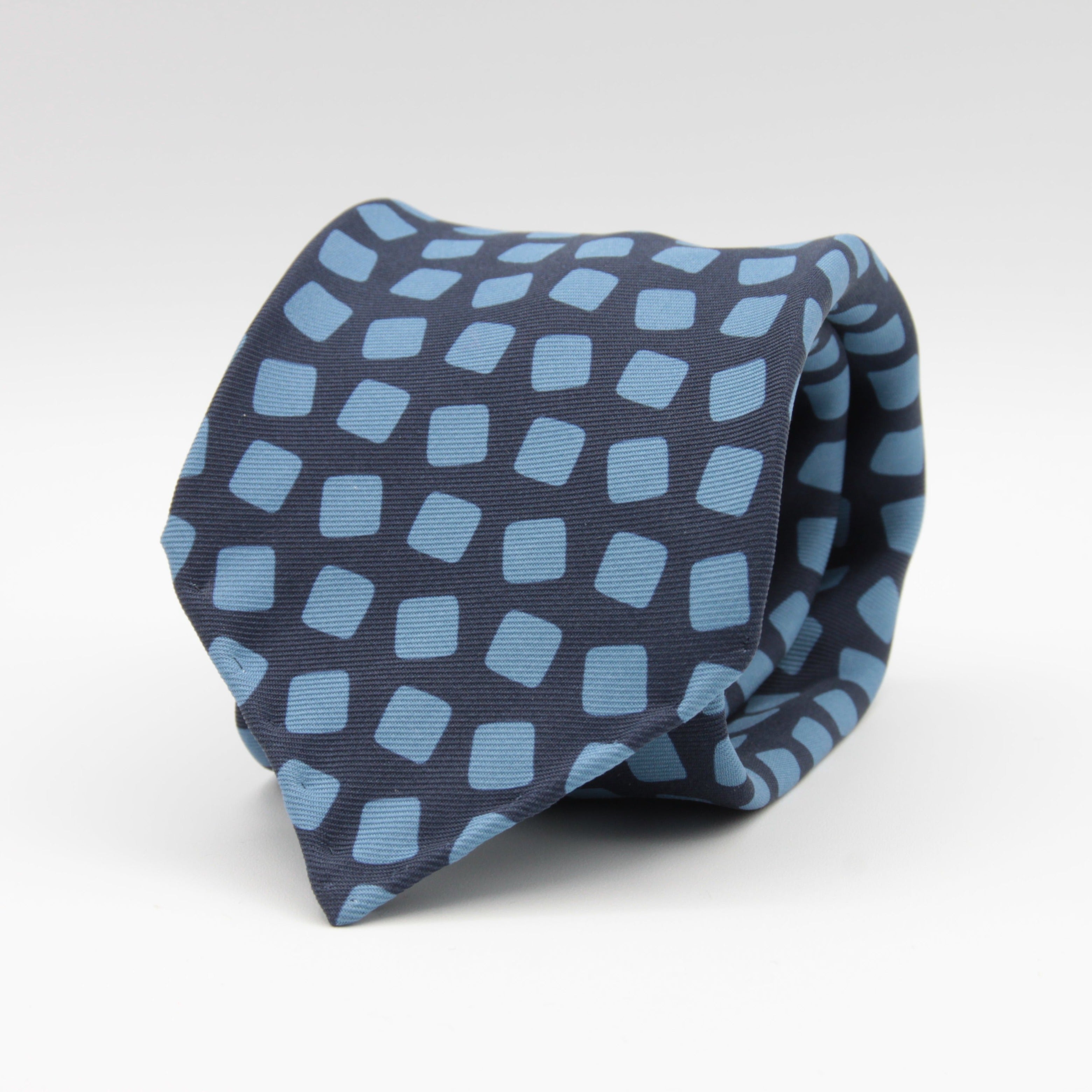 Holliday & Brown for Cruciani & Bella 100% printed Silk Unlined Seven Fold Blue and Light Blue motif tie Handmade in Italy 8 cm x 150 cm #6954