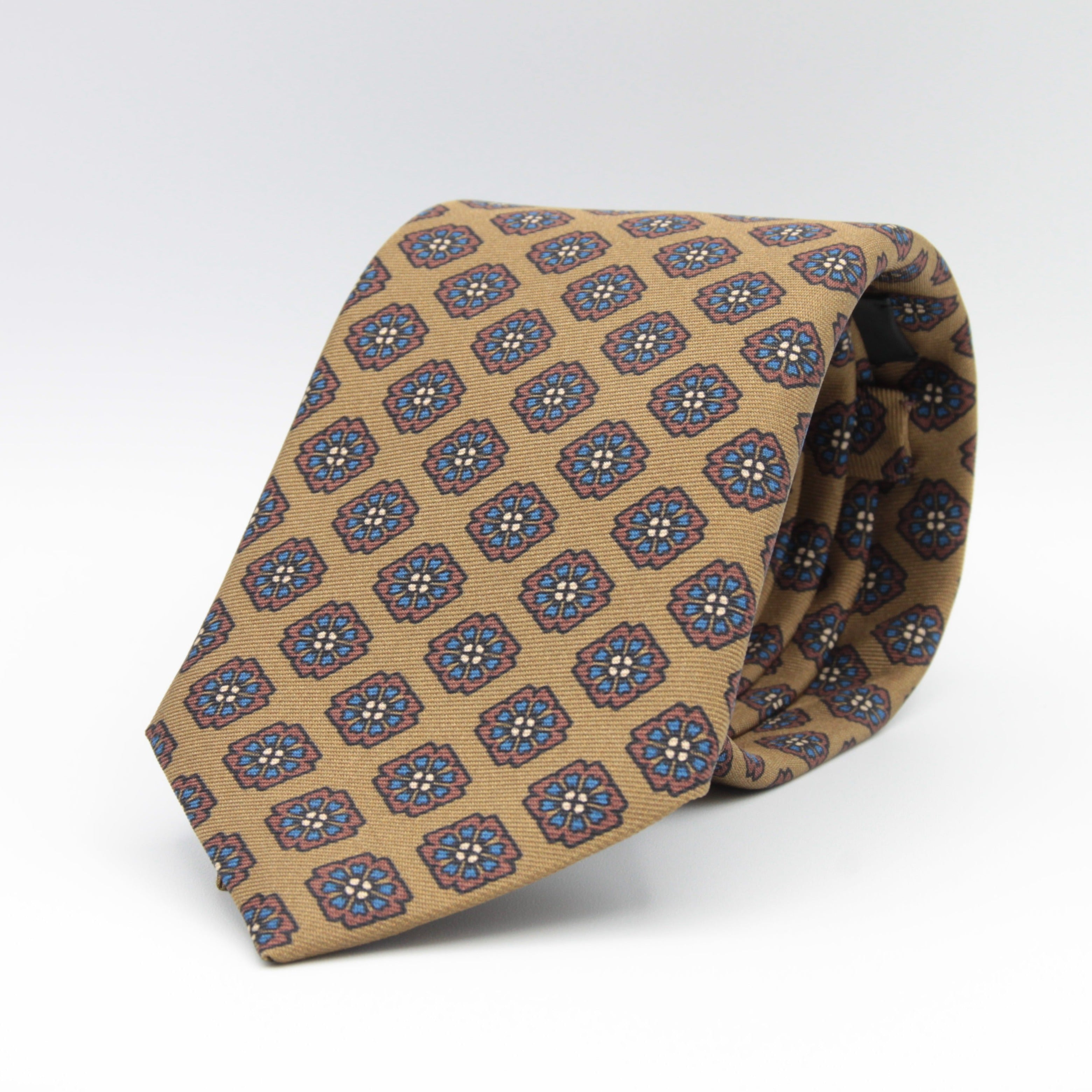 Holliday & Brown for Cruciani & Bella 100% printed Silk Self tipped Light Brownish Olive, Brown and Blue motif tie Handmade in Italy 8 cm x 150 cm #6973