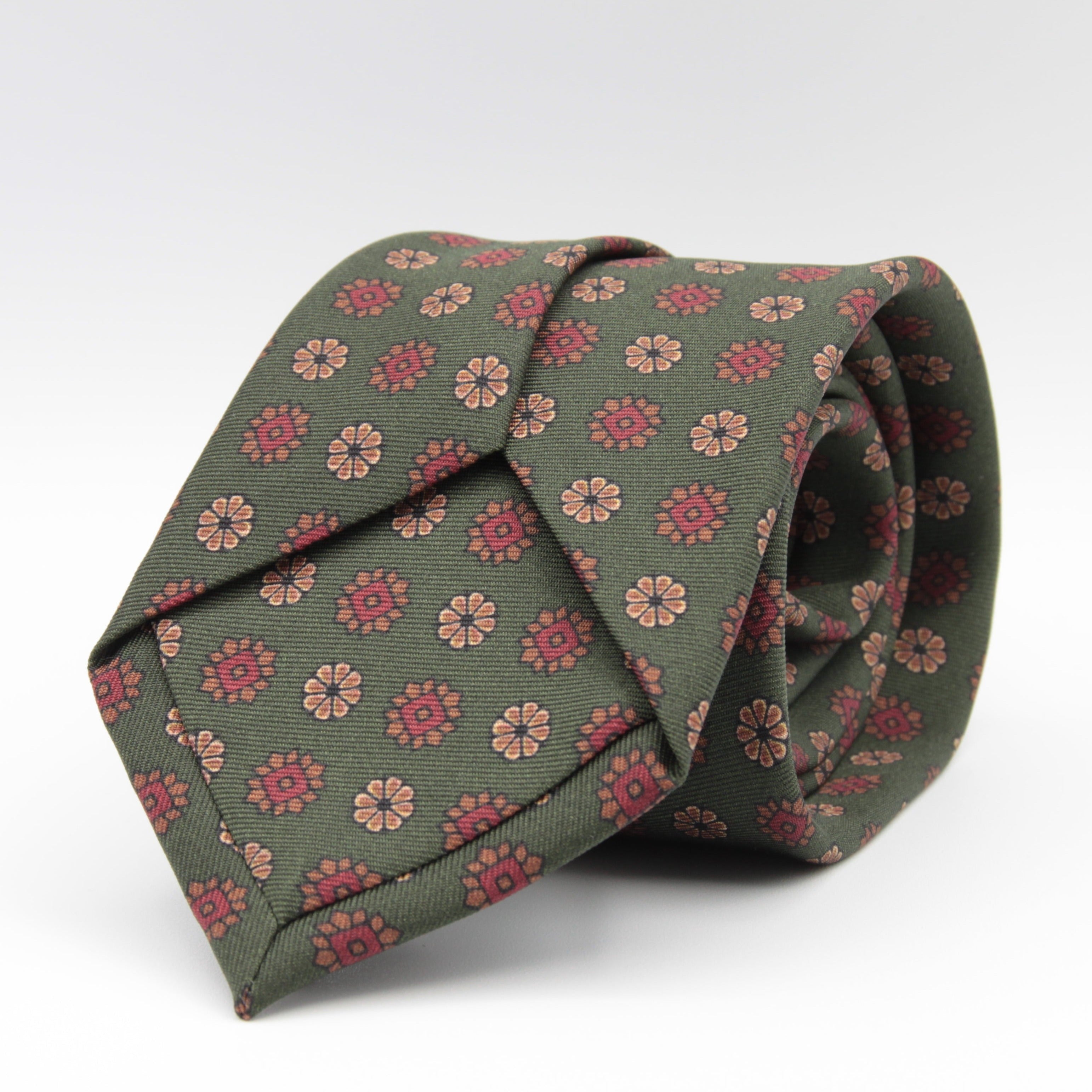 Holliday & Brown for Cruciani & Bella 100% printed Silk Self tipped Green, Brown and Red motif tie Handmade in Italy 8 cm x 150 cm #6996