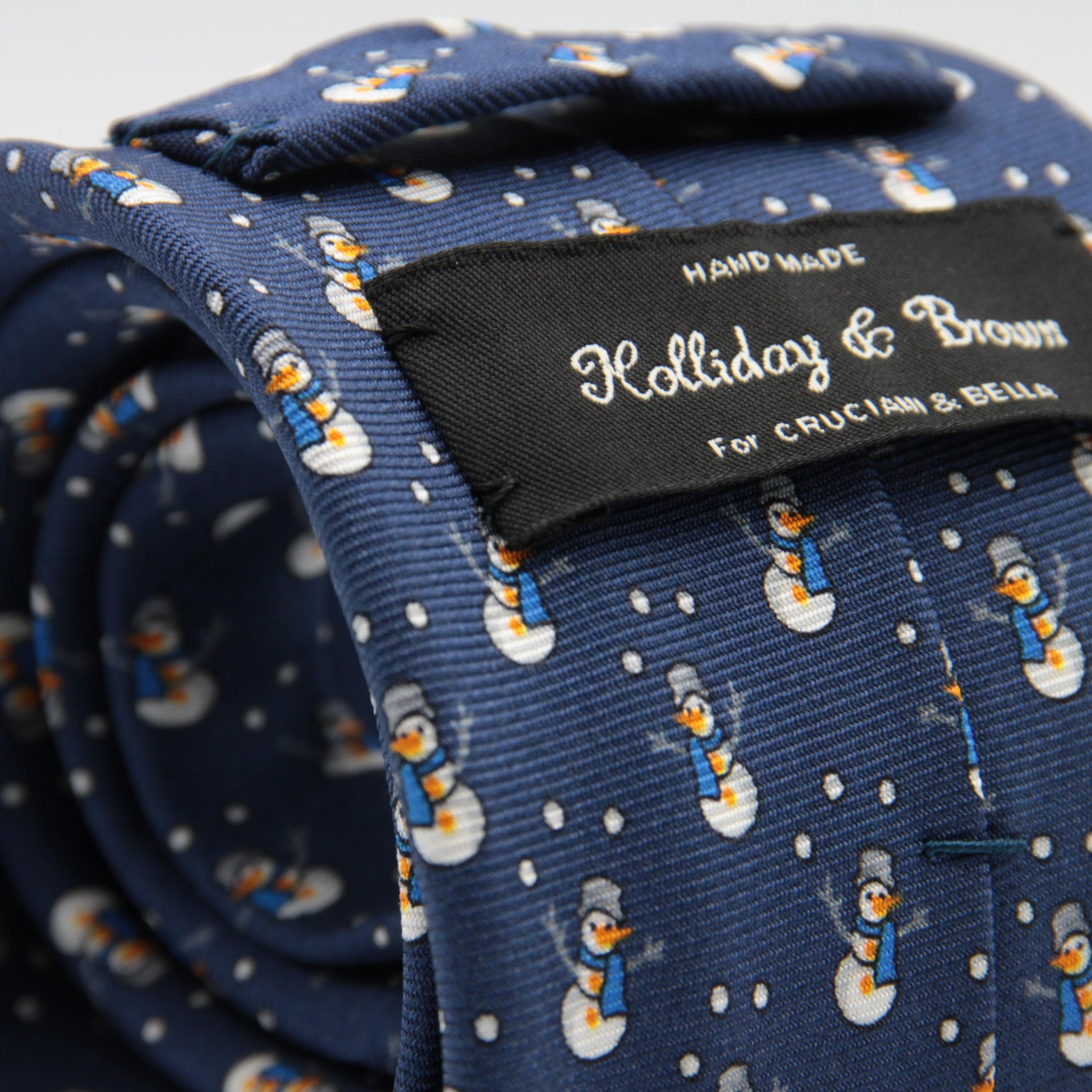 Holliday & Brown for Cruciani & Bella 100% printed Silk Self tipped Blue with Grey Snowman tie Handmade in Italy 8 cm x 150 cm #1533