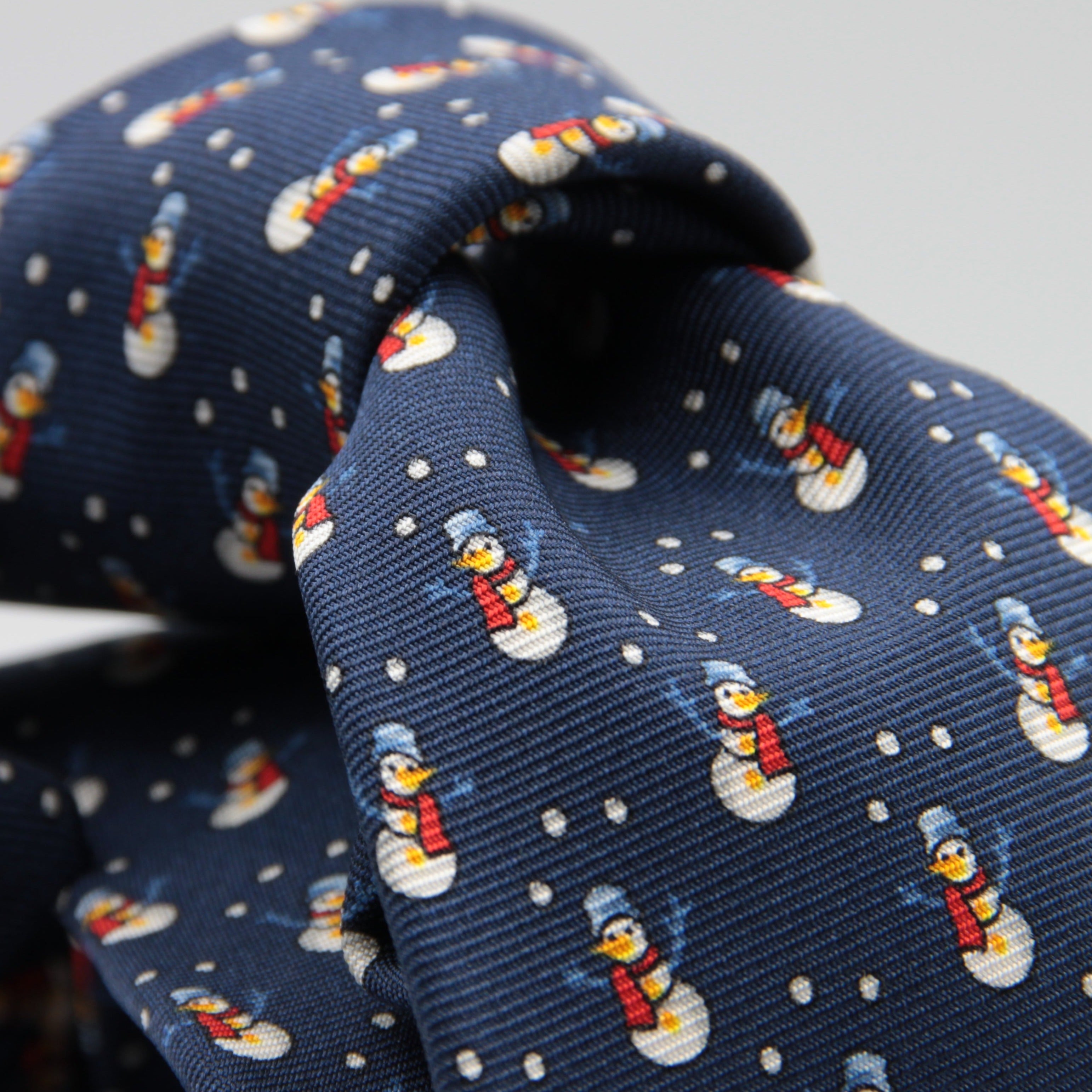 Holliday & Brown for Cruciani & Bella 100% printed Silk Self tipped Blue with Red Snowman tie Handmade in Italy 8 cm x 150 cm #1535