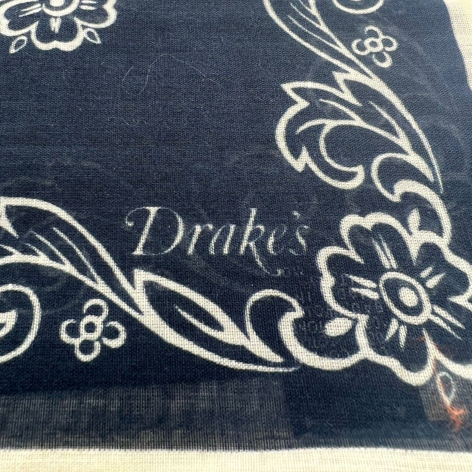 Drake's 100% Cotton Hand-rolled Blue and White -  Pocket Square Handmade in Italy 41 cm X 41cm #7422