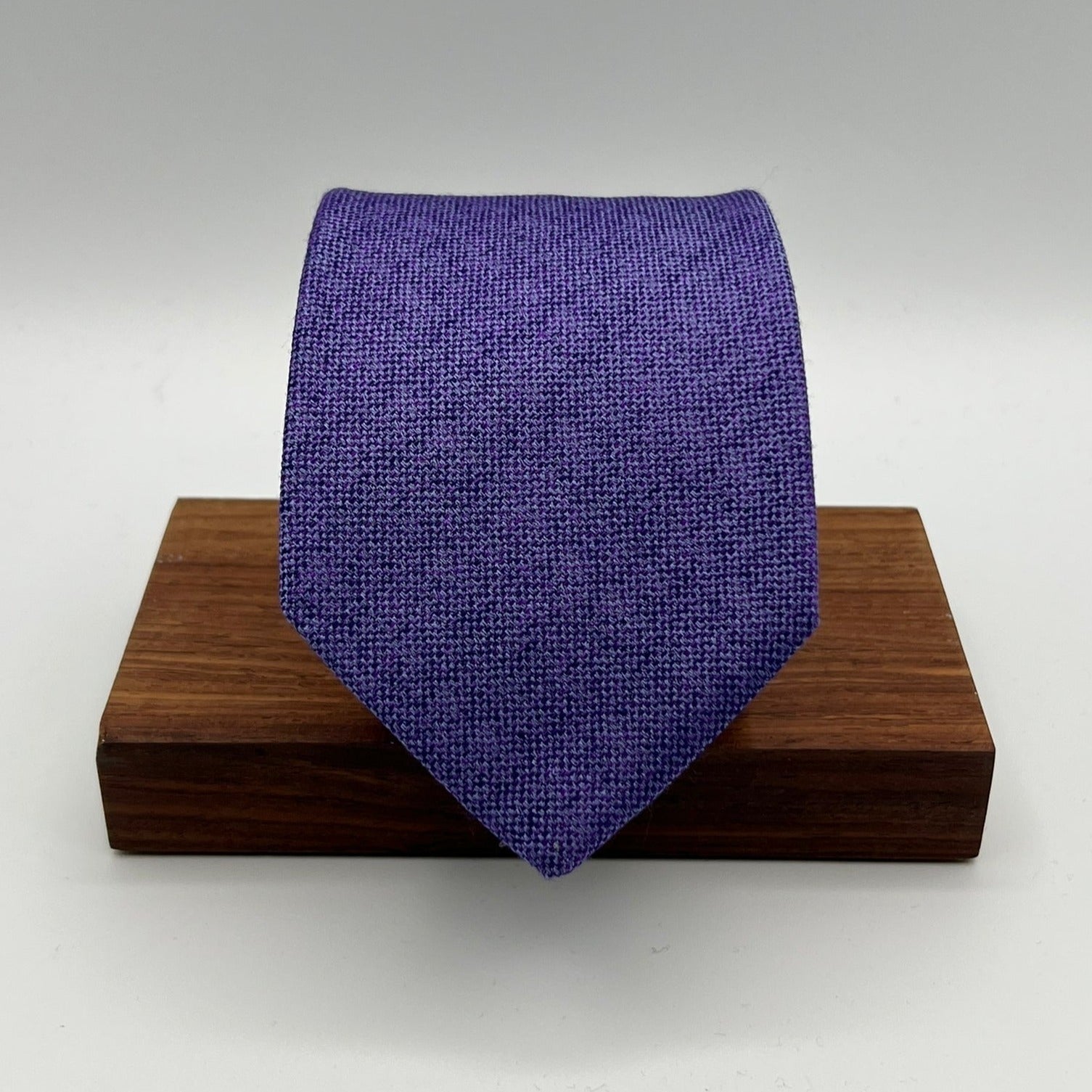 Drake's for Cruciani & Bella 70% Silk 30% Wool Tipped Purple Melange Tie Handmade in England 9,5 cm x 148 cm #6488