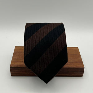Drake's for Cruciani & Bella 70% Cachemire 30% Wool Tipped Brown with Dark Blue Stripes   Handmade in England 9 cm x 149 cm #6486