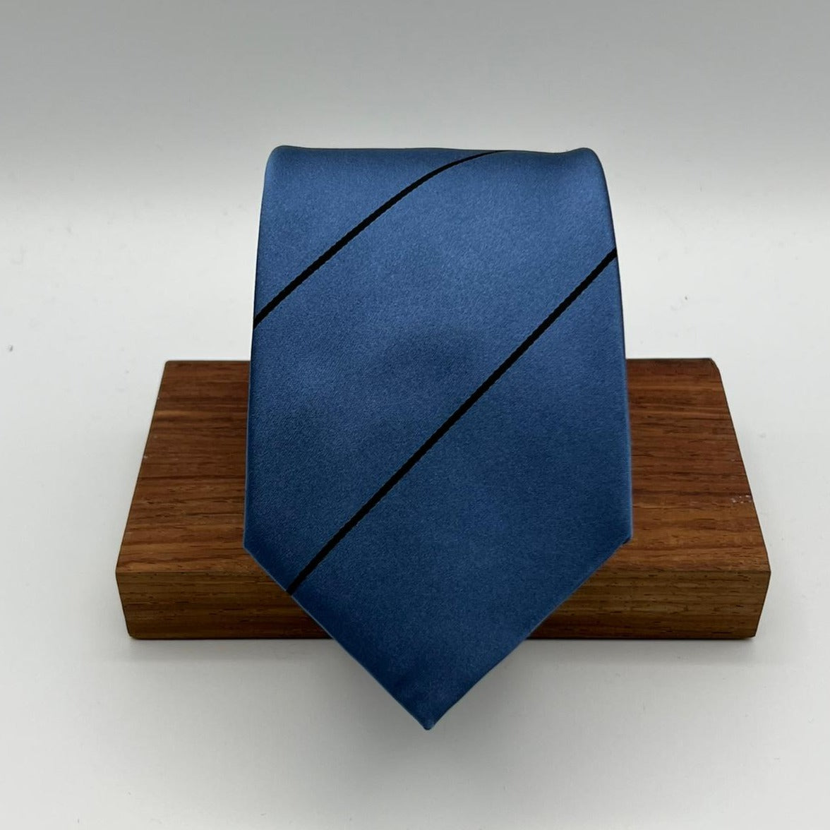 Drake's for Cruciani & Bella 100% Silk Satin Tipped  Light Blue and Blue Stripes Tie Handmade in England 9 cm x 146 cm #5408