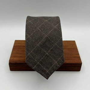 Drake's for Cruciani & Bella 100% Wool Unlined Light Grey Tie Tartan Motif Handmade in England 8 cm x 148 cm #6021