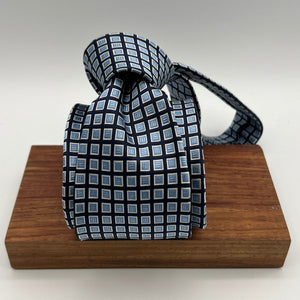 Drake's for Cruciani & Bella 100% Silk Tipped  Blue, Light Blue and White Patterned Motif Tie Handmade in England 8 cm x 148 cm #5355