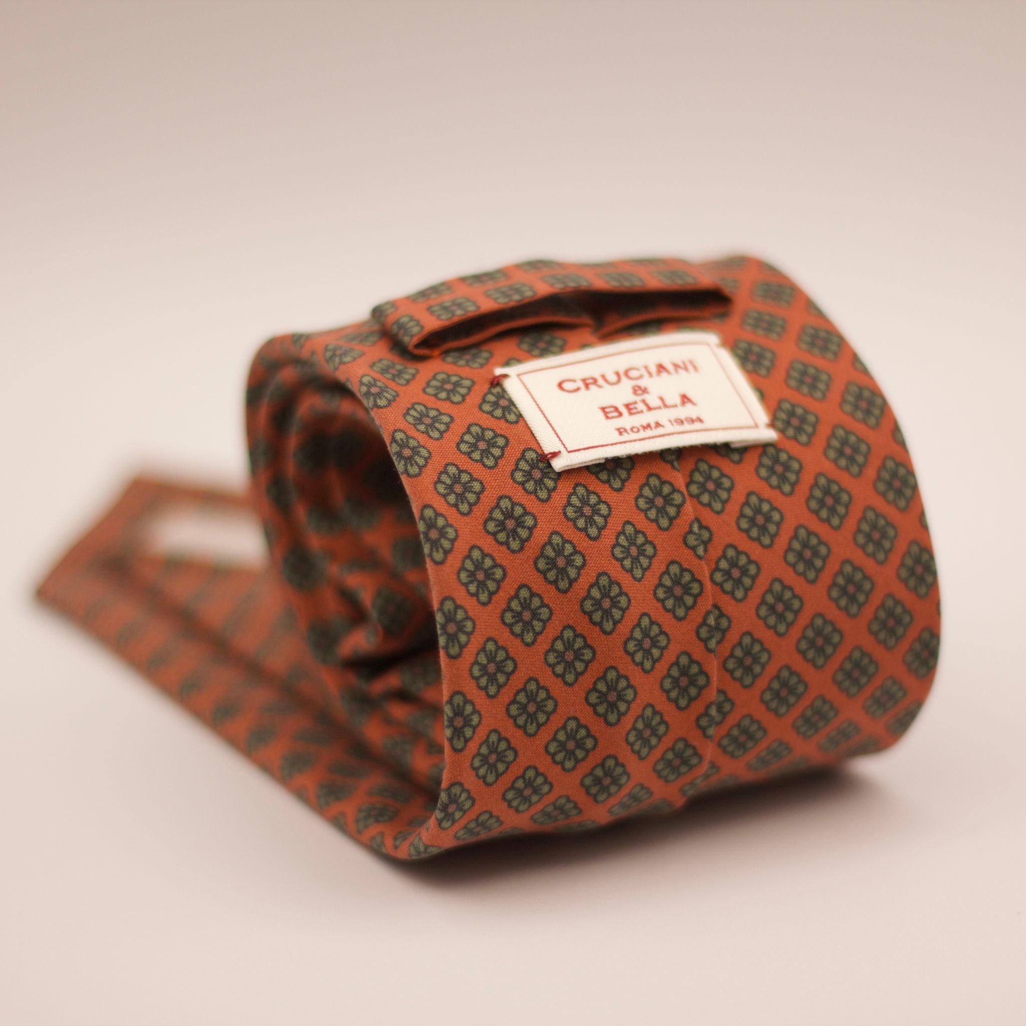 Cruciani & Bella  100% Printed Madder Silk  Italian fabric  Unlined tie Orange, Green floral  motif  8 cm x 150 cm #5946