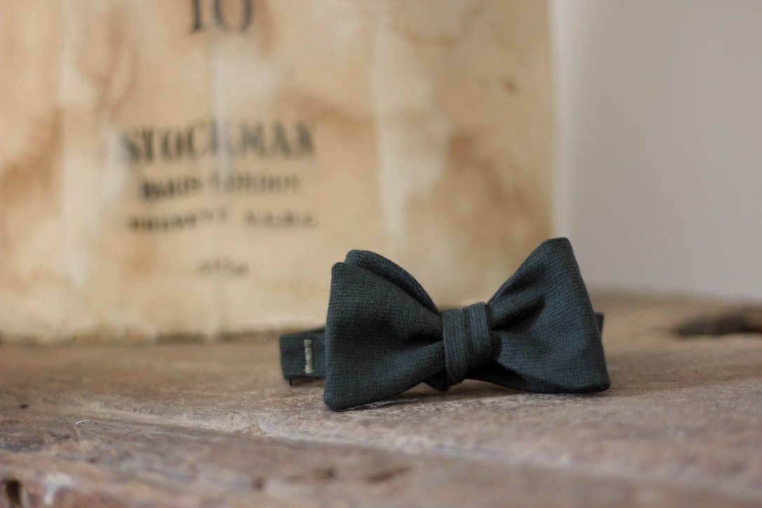 Noodles Bow Ties 100% Cotton  Tooth green and black coated metal hardware  olive green gabardine inside hand-stitched labels handmade boxes self-tie bow ties