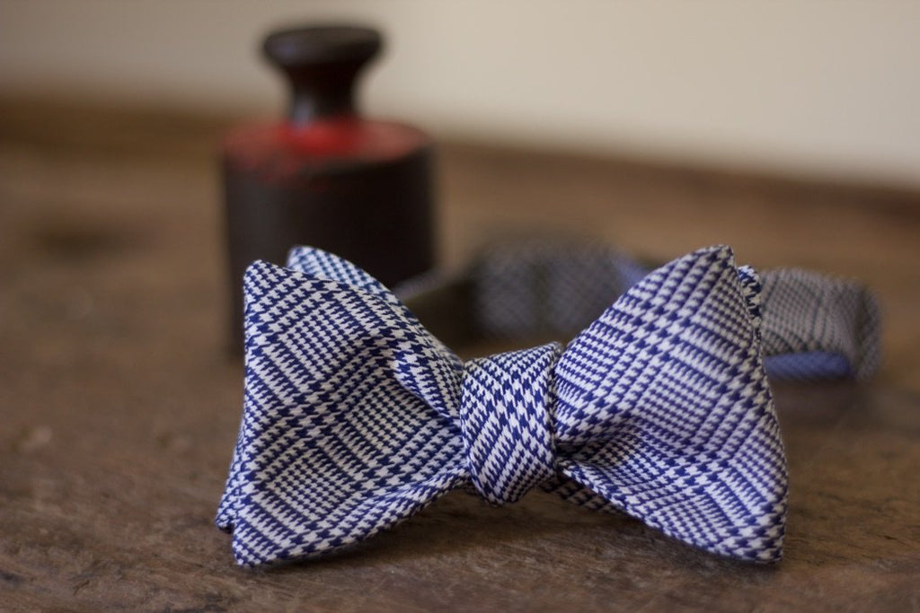 Noodles Bow Ties 100% Cotton  White and blue Prince of Wales Handcrafted in Italy coated metal hardware  olive green gabardine inside hand-stitched labels handmade boxes self-tie bow ties