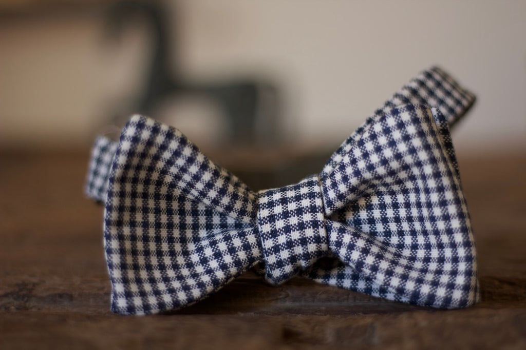 Noodles Bow Ties 100% Cotton  White and midnight blue vichy Handcrafted in Italy coated metal hardware  olive green gabardine inside hand-stitched labels handmade boxes self-tie bow ties