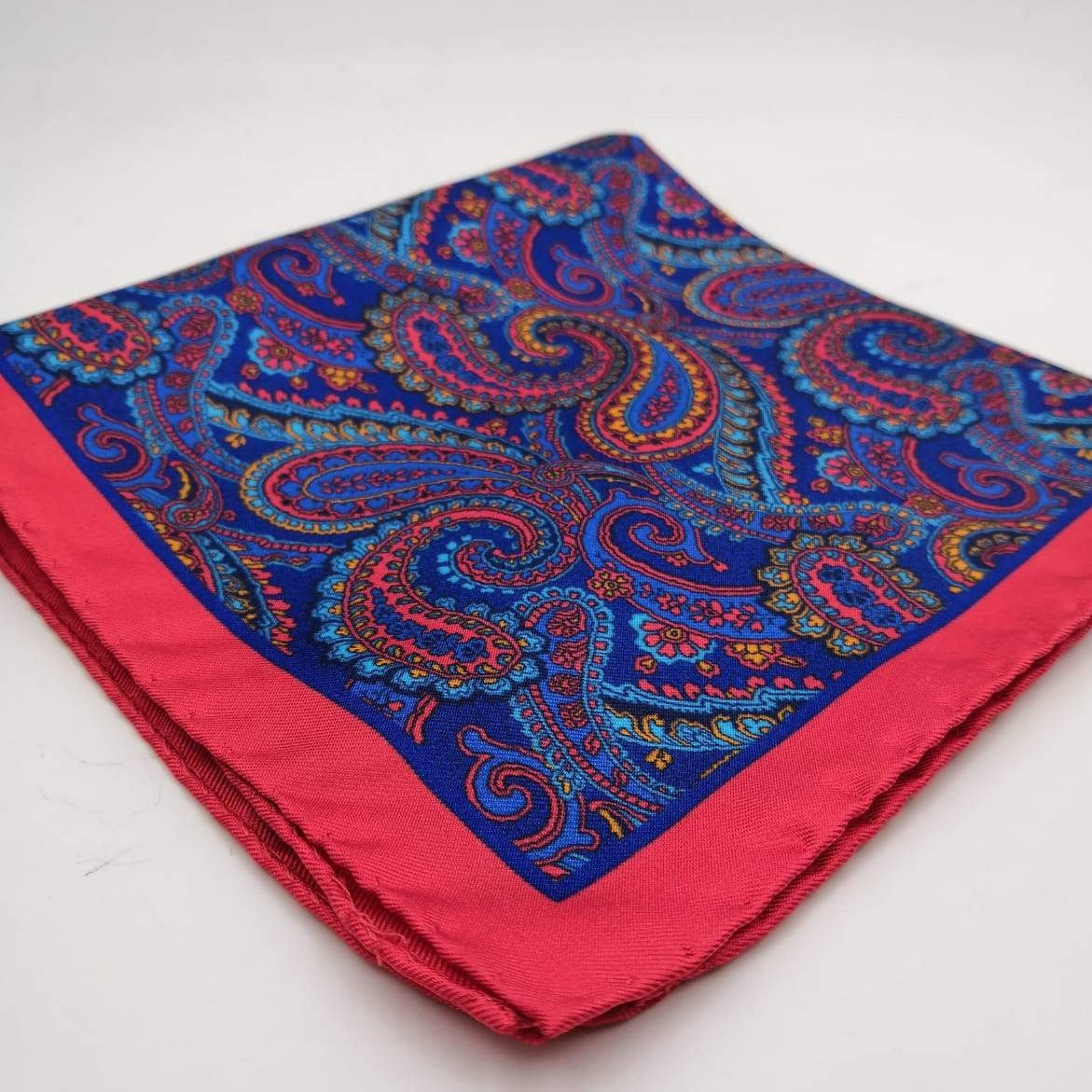 Cruciani & Bella 100% Silk Hand-rolled  Red  and Multicolor Paisley Motif  Pocket Square Handmade in Italy 34cm X 34cm #0729