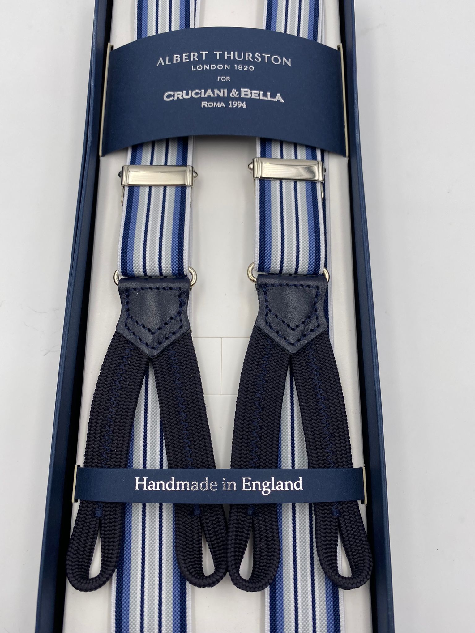 Albert Thurston for Cruciani & Bella Made in England Adjustable Sizing 25 mm elastic braces Blue, Grey and White Stripes Braid ends Y-Shaped Nickel Fittings Size: L #5666