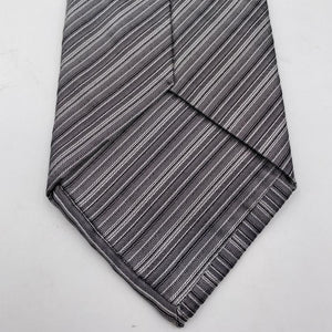 Cruciani & Bella 100% Wowen Silk Self Tipped Striped Grey Wowen Tie Handmade in Italy 9 cm x 148 cm New Old Stock #6446
